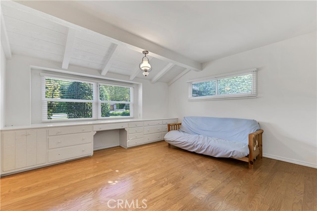 Detail Gallery Image 38 of 58 For 4771 Vista De Oro, Woodland Hills,  CA 91364 - 6 Beds | 4/1 Baths