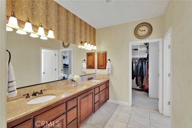 Detail Gallery Image 20 of 39 For 13519 Sunset, Apple Valley,  CA 92308 - 4 Beds | 3 Baths