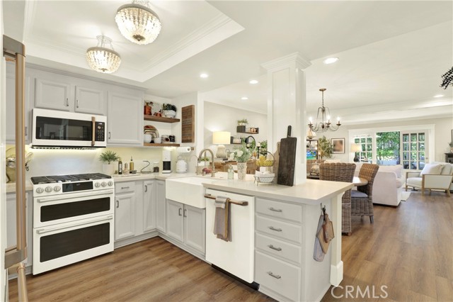 27076 Mill Pond W Road, Dana Point CA: https://media.crmls.org/medias/bf1898b8-d34e-413e-8ca8-7c06f25eadf2.jpg