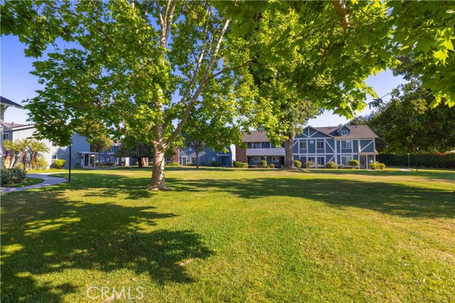 8241 Santa Inez Way, Buena Park CA: https://media.crmls.org/medias/bf18e704-eae9-4e93-a493-aa5254139091.jpg