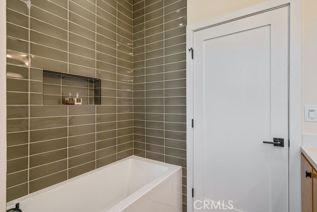 Detail Gallery Image 41 of 71 For 20625 S Denker Ave, Torrance,  CA 90501 - 4 Beds | 3/1 Baths