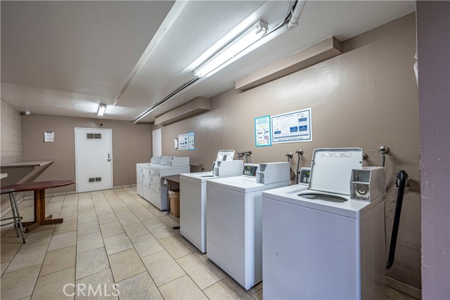 Detail Gallery Image 15 of 15 For 5036 Echo St #408,  Los Angeles,  CA 90042 - 2 Beds | 1 Baths