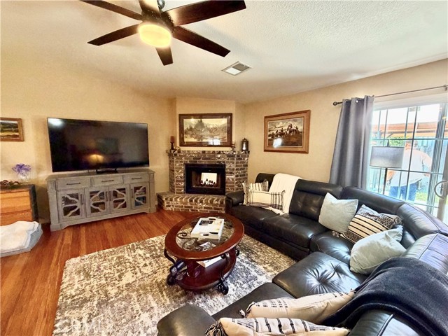 Detail Gallery Image 11 of 51 For 2943 Bea, Merced,  CA 95348 - 3 Beds | 2 Baths