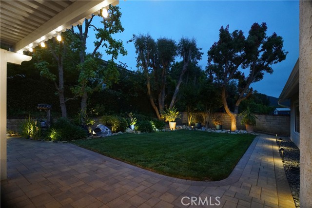 Detail Gallery Image 61 of 74 For 5736 Willowtree Dr, Agoura Hills,  CA 91301 - 4 Beds | 2 Baths