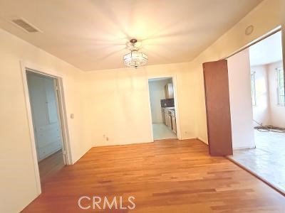 Detail Gallery Image 3 of 8 For 2010 Golden Ave, Long Beach,  CA 90806 - 2 Beds | 2 Baths