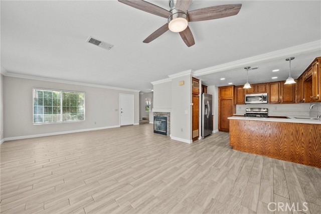 Detail Gallery Image 11 of 34 For 25118 Steinbeck, Stevenson Ranch,  CA 91381 - 3 Beds | 3 Baths