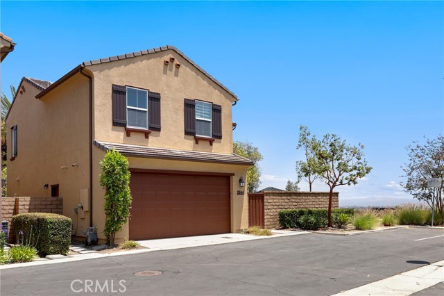 2844 E Pacific Court, Brea CA: https://media.crmls.org/medias/bf1b4627-52eb-4766-a7a8-df0e99519a54.jpg