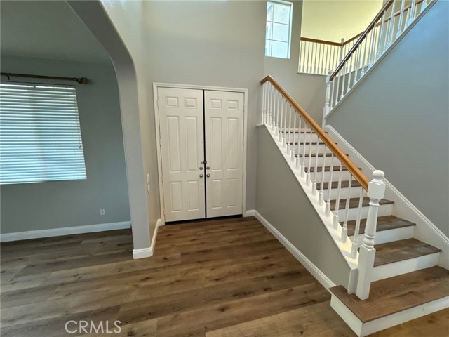 Detail Gallery Image 2 of 36 For 36805 Maxmillian Ave, Murrieta,  CA 92563 - 5 Beds | 3 Baths