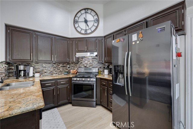 Detail Gallery Image 21 of 43 For 32009 Bourges, Lake Elsinore,  CA 92530 - 3 Beds | 2 Baths