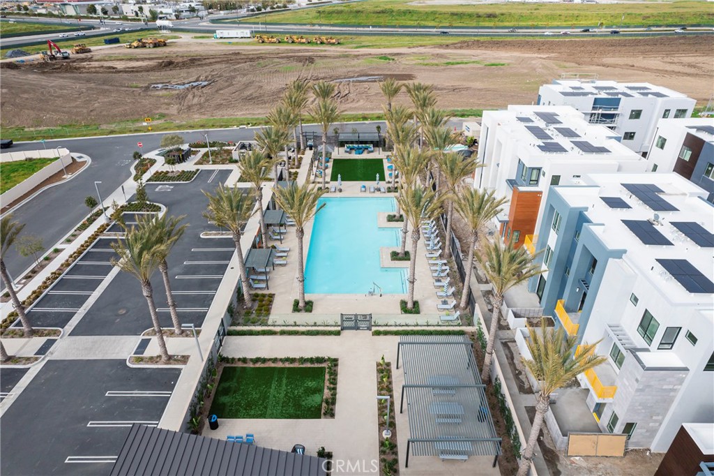 MLS #OC25271092 image #3