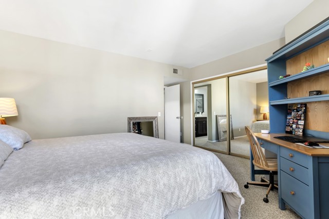 2 Bed Home for Sale in Valley Village, California