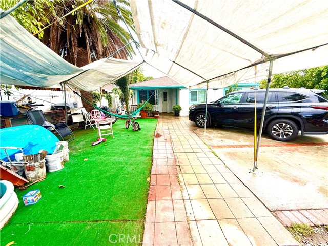 Detail Gallery Image 6 of 20 For 10712 Sherman, Sun Valley,  CA 91352 - 4 Beds | 2 Baths