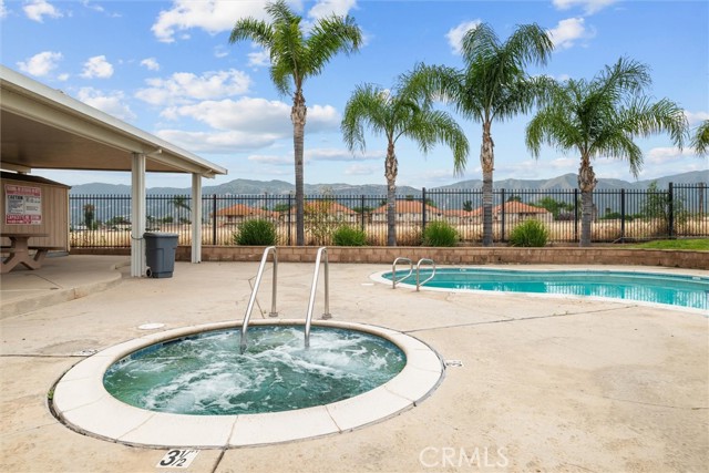 Detail Gallery Image 21 of 22 For 655 Walnut, Lake Elsinore,  CA 92530 - 2 Beds | 2 Baths