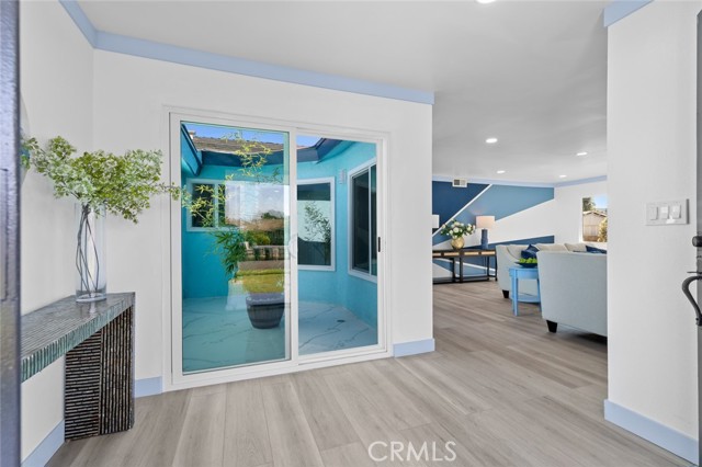 3622 W Kent Avenue, Santa Ana CA: https://media.crmls.org/medias/bf1cface-ee6d-4cf0-b4cc-37b73a75283b.jpg