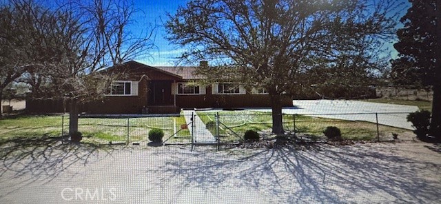 16271 Lime Street, Hesperia CA: https://media.crmls.org/medias/bf1d02ce-0513-4ed9-add5-5a767c5f22c0.jpg