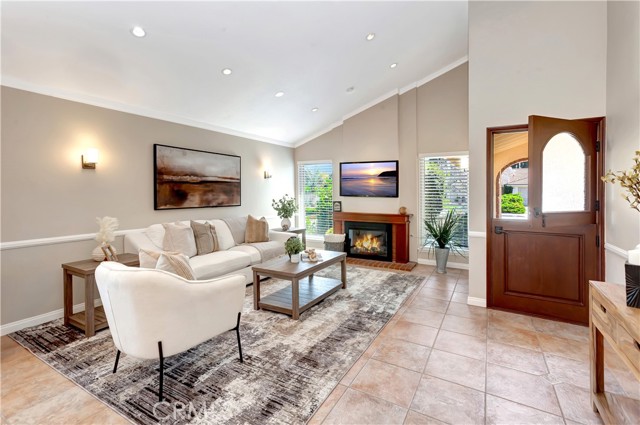 Image 4 of 47 For 3531 Almond Street