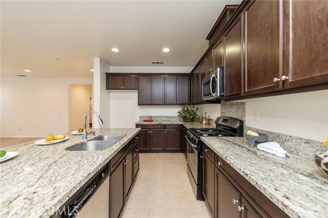 Detail Gallery Image 44 of 71 For 14665 Marquette, Chino,  CA 91710 - 4 Beds | 3/1 Baths