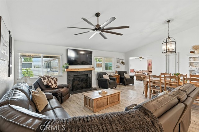 Detail Gallery Image 9 of 75 For 17940 Copper Queen Ln, Perris,  CA 92570 - 8 Beds | 3/1 Baths