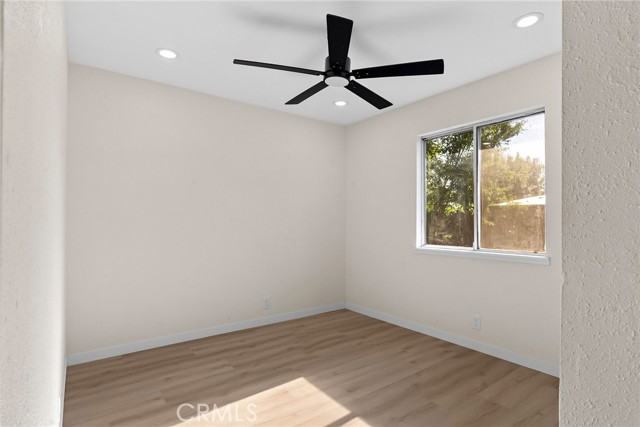 451 Paradox Drive, Gridley CA: https://media.crmls.org/medias/bf1ea14b-7309-4d68-8e10-4e8e7ff5c5e9.jpg