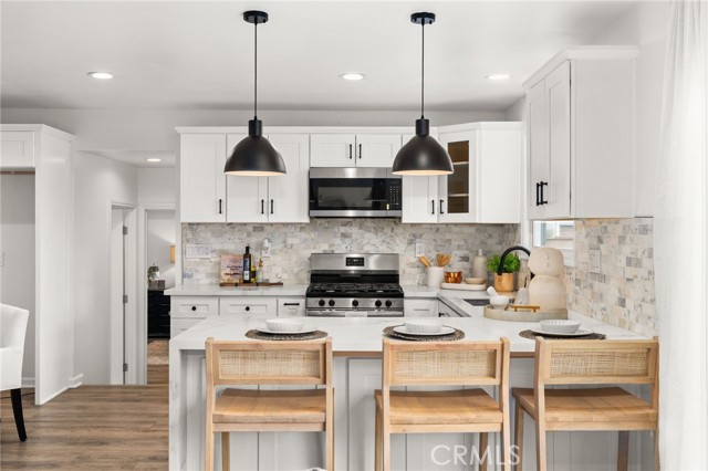 Detail Gallery Image 8 of 38 For 10946 Kentucky Ave, Whittier,  CA 90603 - 4 Beds | 3 Baths
