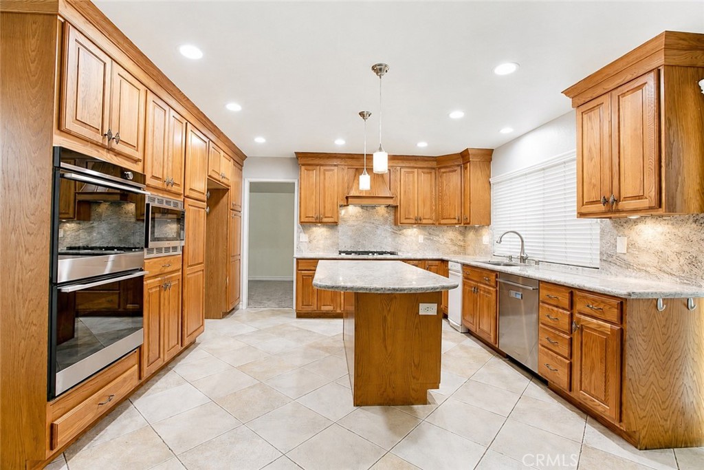 MLS #CV26137664 image #7