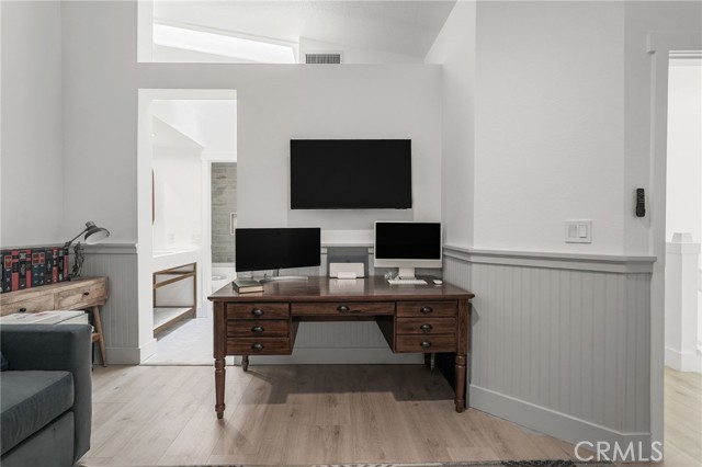 Detail Gallery Image 25 of 37 For 5473 Spanish Oak Ln #G,  Oak Park,  CA 91377 - 2 Beds | 2/1 Baths