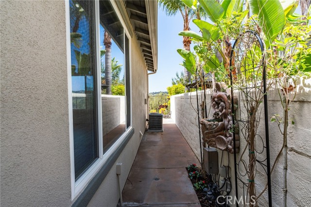 Detail Gallery Image 5 of 51 For 29 Corte Pinturas, San Clemente,  CA 92673 - 2 Beds | 2 Baths
