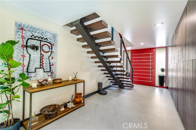 203 Via Ravenna, Newport Beach CA: https://media.crmls.org/medias/bf209f96-6af2-4147-b63a-27de2c3886a2.jpg
