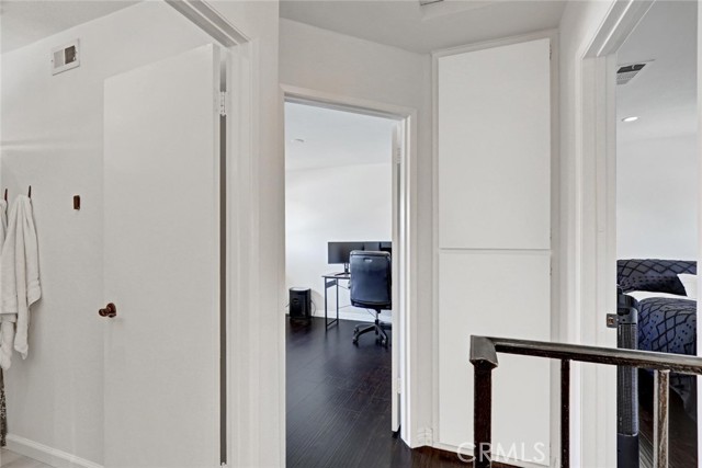 Detail Gallery Image 20 of 31 For 17715 Regency, Bellflower,  CA 90706 - 2 Beds | 2 Baths