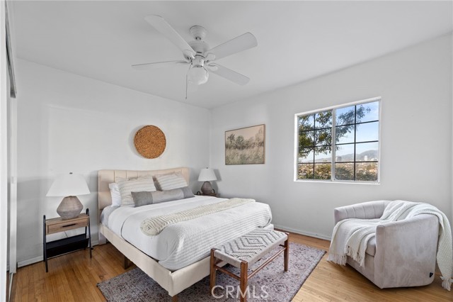 Detail Gallery Image 20 of 33 For 1119 Princeton Dr, Glendale,  CA 91205 - 2 Beds | 1 Baths