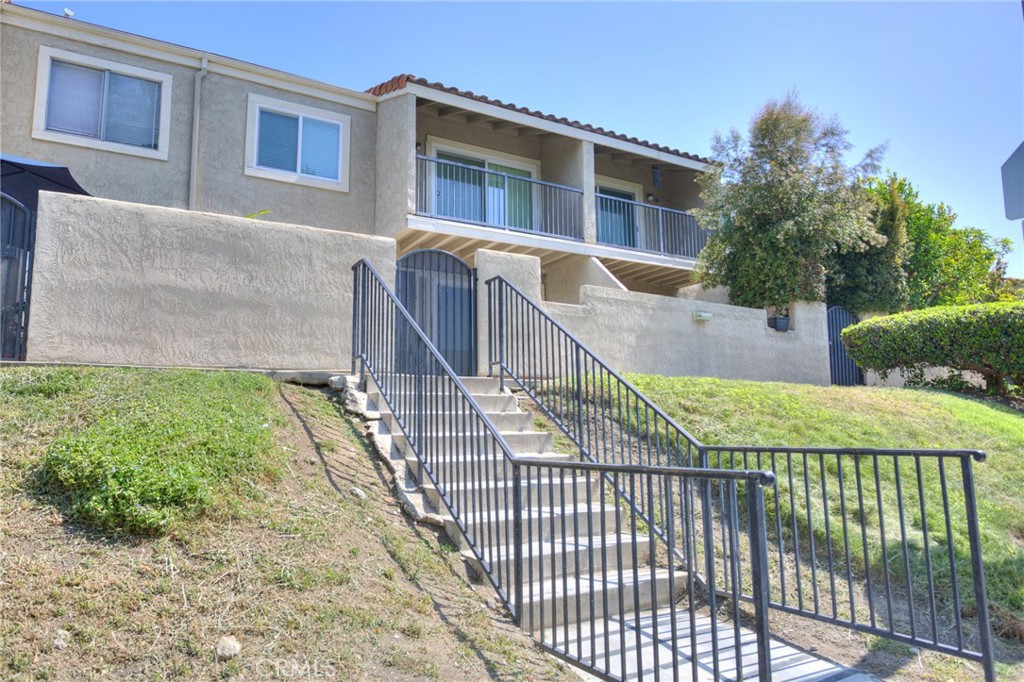 2022 Illinois Street