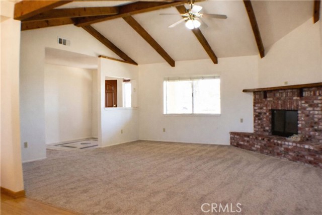 Detail Gallery Image 6 of 22 For 7407 Kenyon, Hesperia,  CA 92345 - 4 Beds | 2 Baths