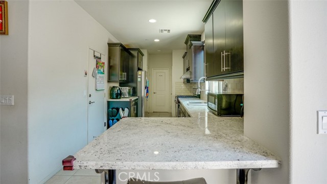 4248 W 5th Street, Santa Ana CA: https://media.crmls.org/medias/bf21e620-d71f-49f4-822f-5a684d008ee6.jpg