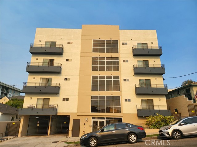 Detail Gallery Image 1 of 13 For 1042 S Kingsley Dr #101,  Los Angeles,  CA 90006 - 2 Beds | 2 Baths