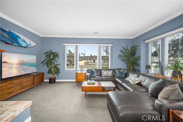 Image 13 of 72 For 1713 Electric Avenue