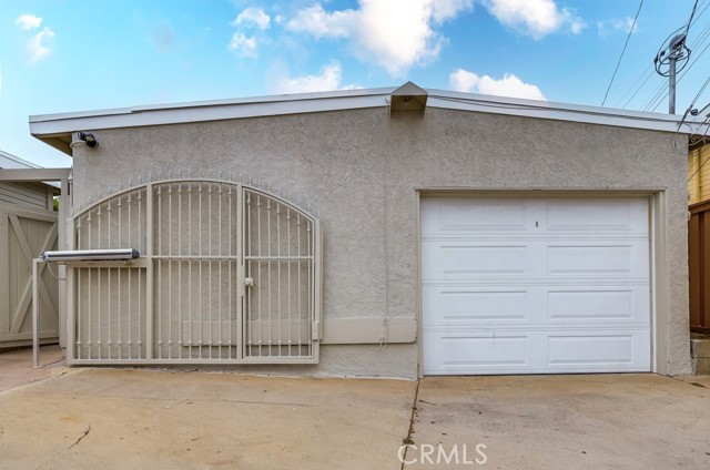 234 Ximeno Avenue, Long Beach CA: https://media.crmls.org/medias/bf247030-8c45-4ca2-9aaa-d9af5d3c1ff5.jpg