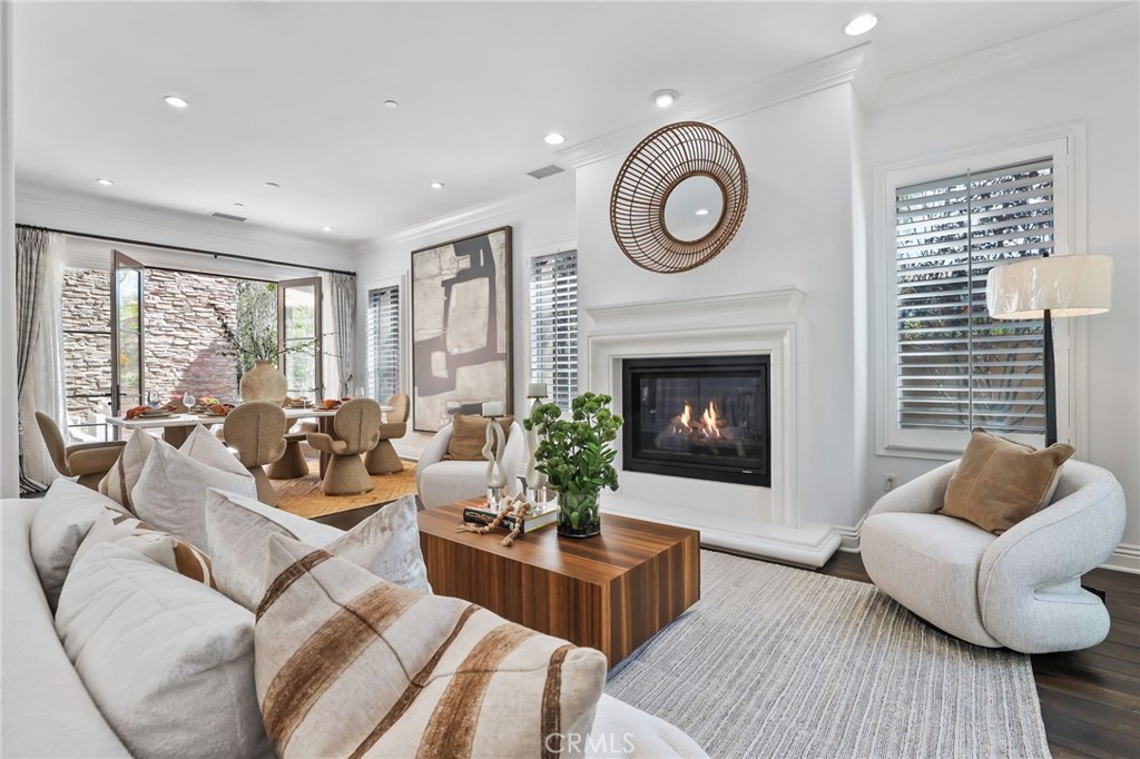 MLS #OC25219998 image #8