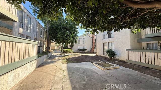 Detail Gallery Image 8 of 8 For 8601 International Ave, Canoga Park,  CA 91304 - – Beds | – Baths