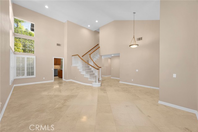 MLS #OC25234002 image #11