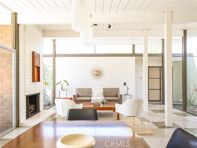 Detail Gallery Image 6 of 39 For 508 S Woodland St, Orange,  CA 92869 - 4 Beds | 2 Baths