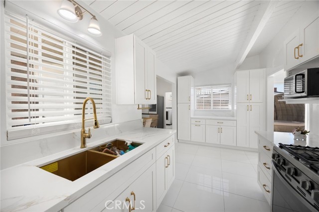 Detail Gallery Image 11 of 39 For 11325 Weber, Moreno Valley,  CA 92555 - 3 Beds | 2 Baths