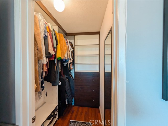 54 Oval Road, Irvine CA: https://media.crmls.org/medias/bf275149-545f-4d10-b89c-2d9b7ce3ae8c.jpg