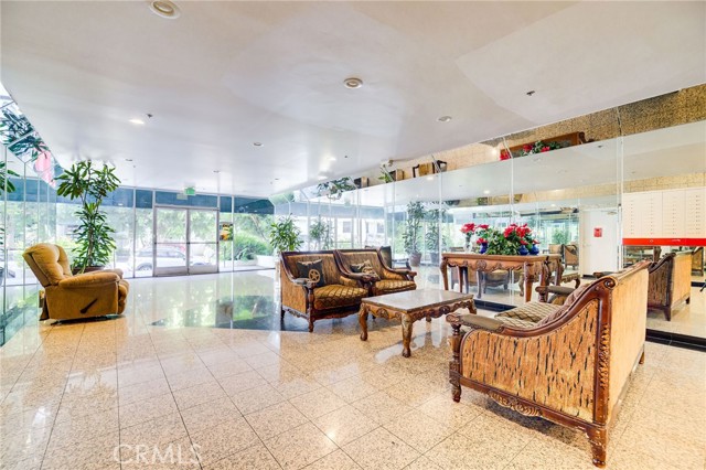 Detail Gallery Image 26 of 28 For 525 S Berendo St #212,  Los Angeles,  CA 90020 - 2 Beds | 2 Baths