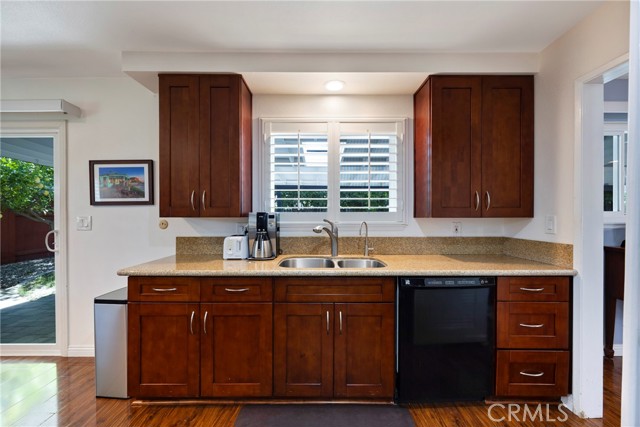 Image 16 of 60 For 673 Cliffwood