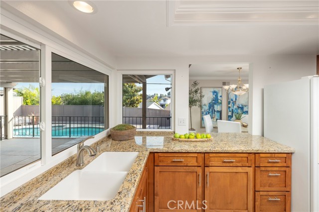 Detail Gallery Image 14 of 36 For 33142 Sea Lion Dr, Dana Point,  CA 92629 - 4 Beds | 3 Baths