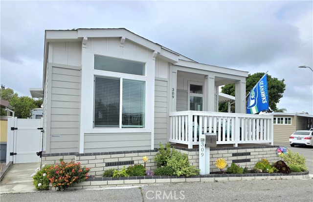 Detail Gallery Image 4 of 71 For 309 N Coral Dr 73a,  Long Beach,  CA 90803 - 2 Beds | 2 Baths