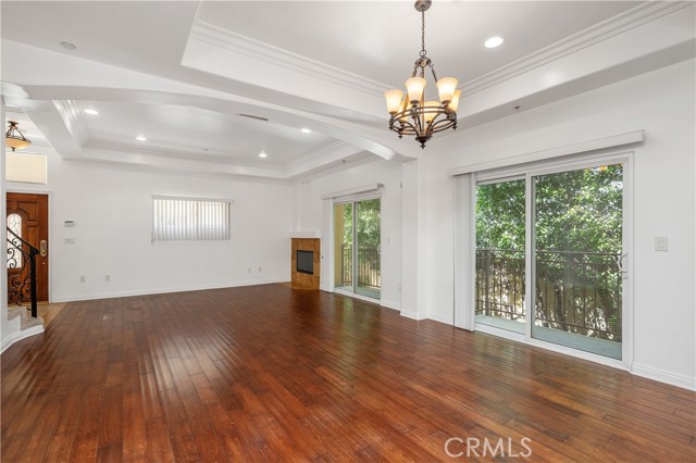 Detail Gallery Image 6 of 26 For 14535 Margate St #15,  Sherman Oaks,  CA 91411 - 3 Beds | 3 Baths