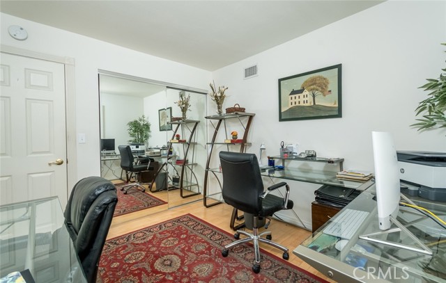 Detail Gallery Image 26 of 40 For 6611 Elmhurst Dr, Tujunga,  CA 91042 - 3 Beds | 2 Baths