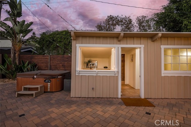 Image 37 of 53 For 1430 La Perla Avenue