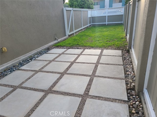 Detail Gallery Image 12 of 13 For 1206 Phelan, Redondo Beach,  CA 90278 - 4 Beds | 2 Baths